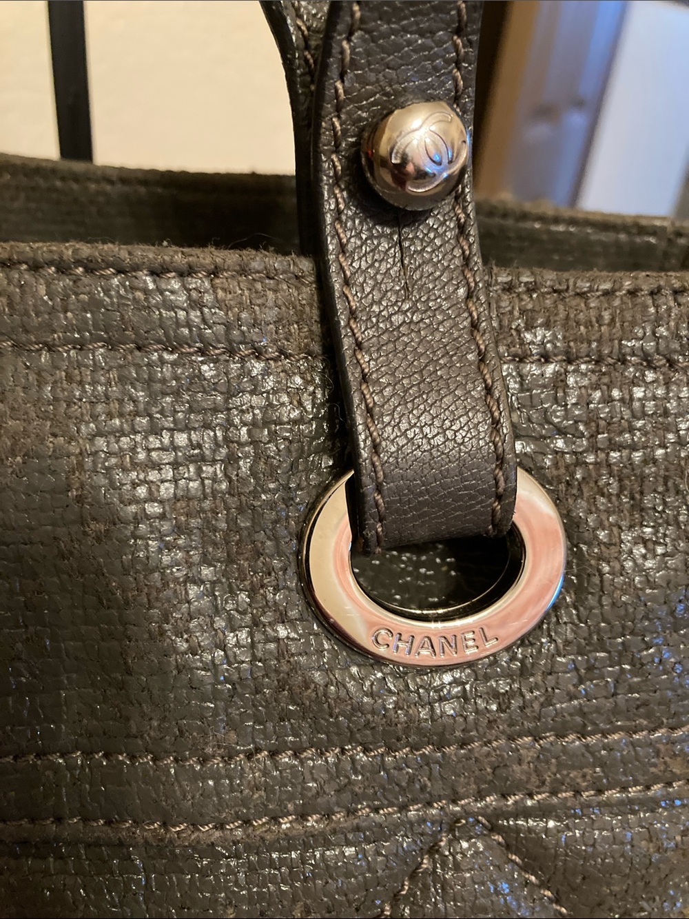 CHANEL Paris Biarritz Tote Bag with CC Charm & COA Rare Vintage Find - Picture 6 of 17